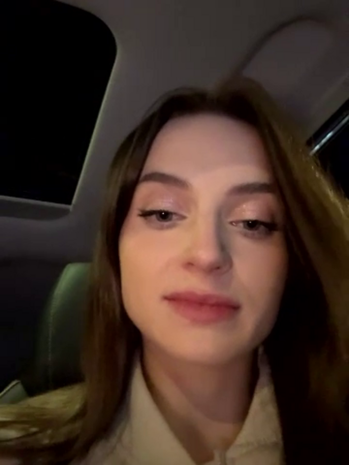 -AngelAri-