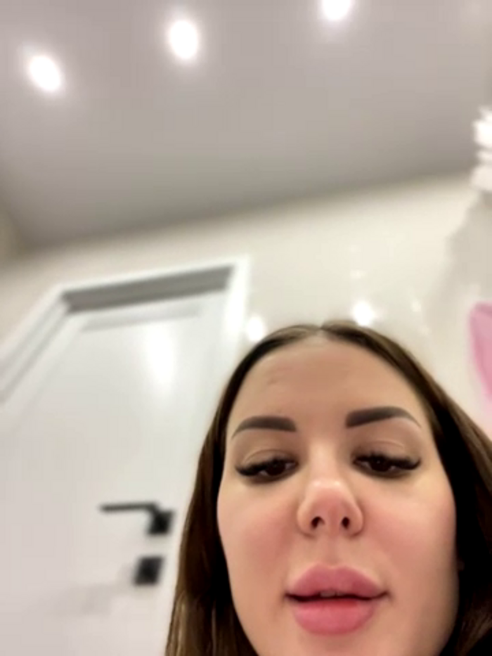 Alina_Vibe_Me