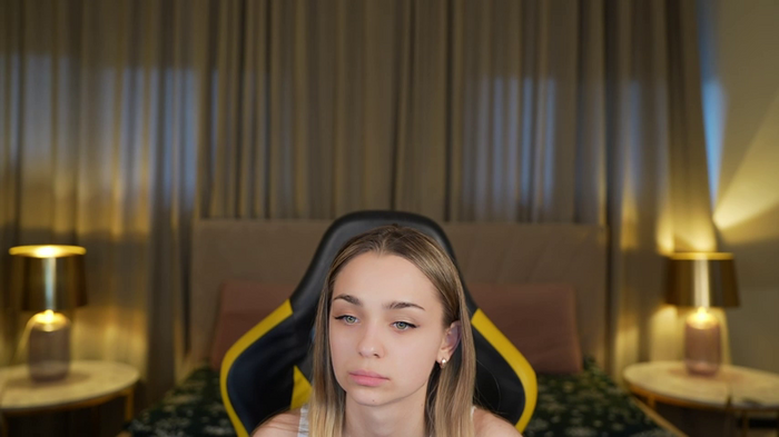 Anabel2054