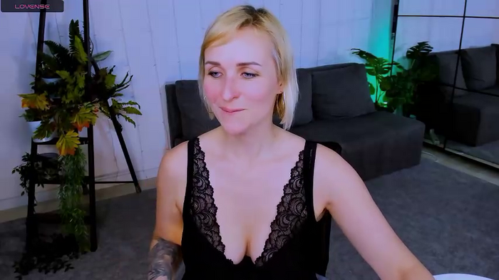 Karinella_x