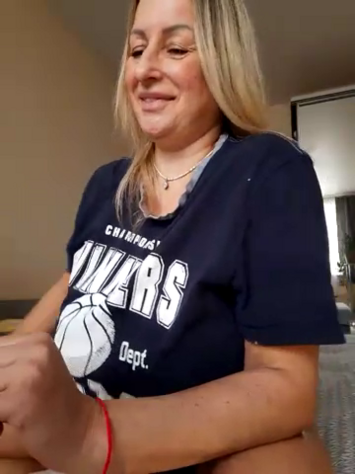 Liana_MilfHot