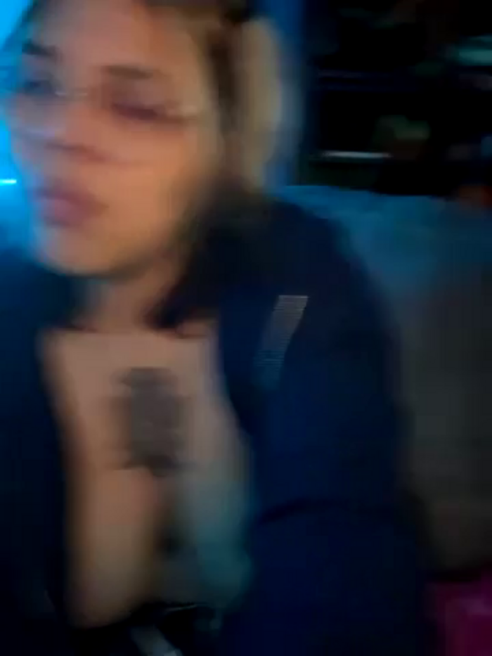 miacanela_xo