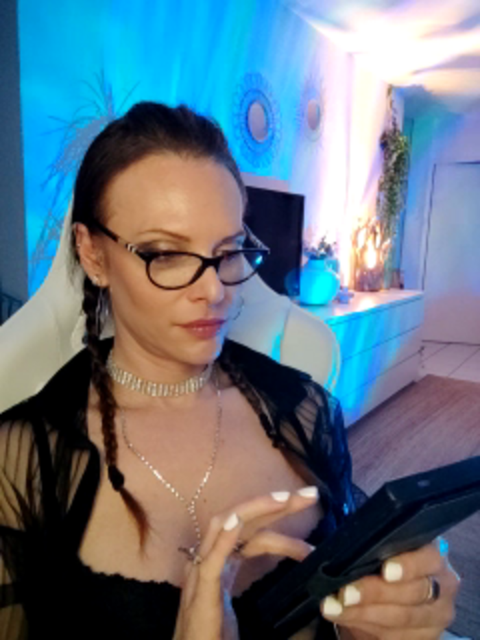 Luna_Kitanna