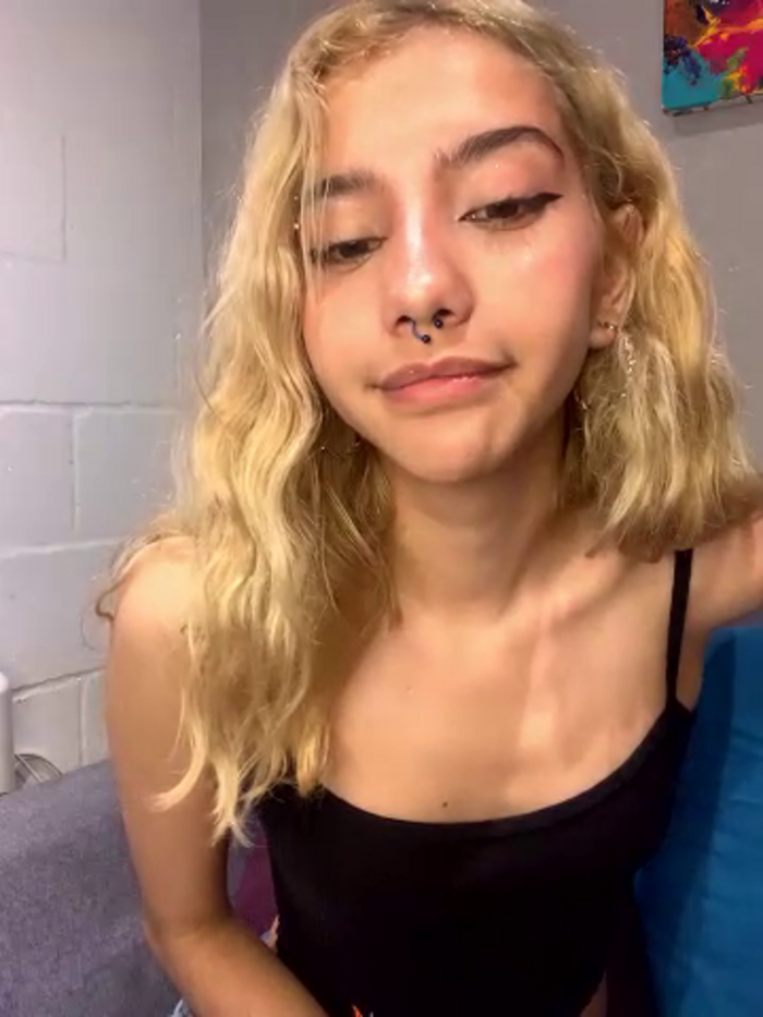MIA_CUUTE-