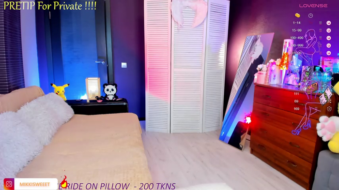 mikkixmeow