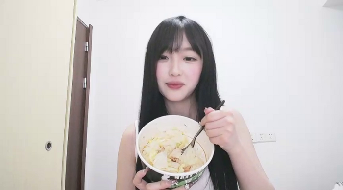 sabrina_hk888