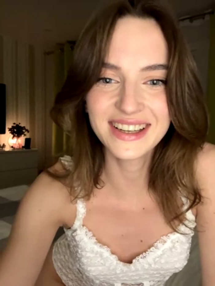-AngelAri-
