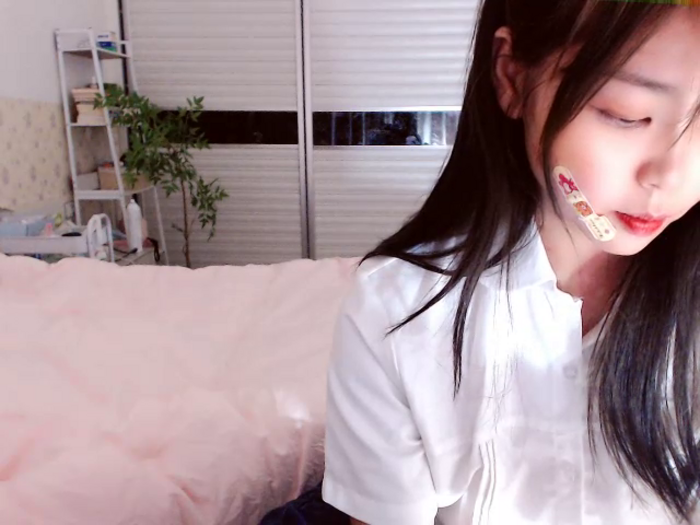 -Lucky_Girl