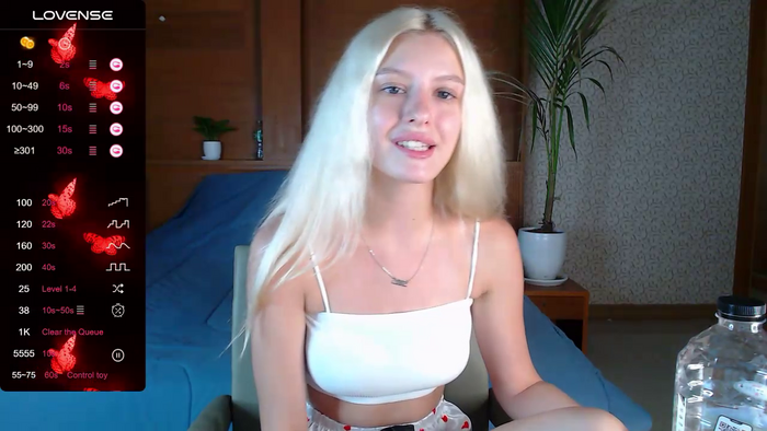 Nensi_blond