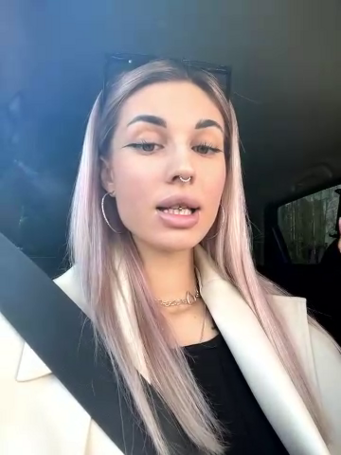 Charming_Ritta