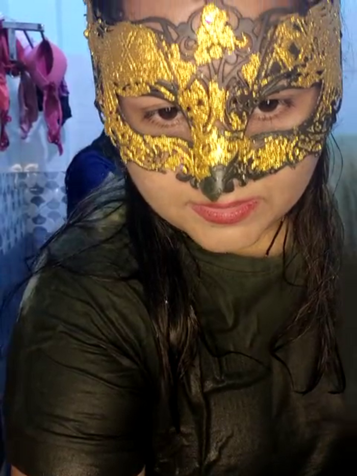 Indian_hotmilfs