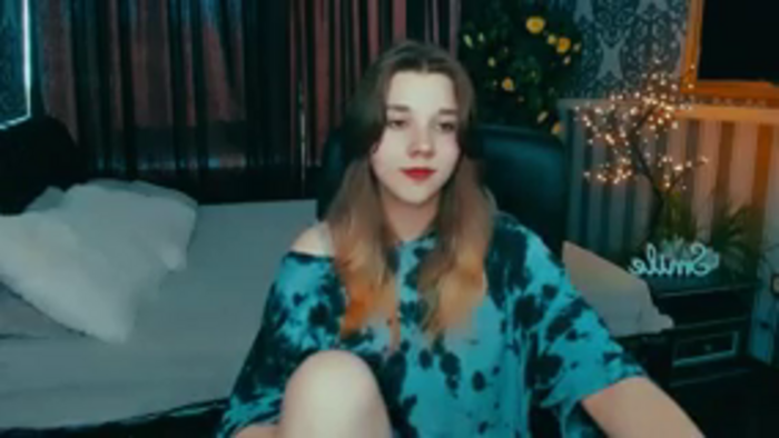 PenelopeOneGrey