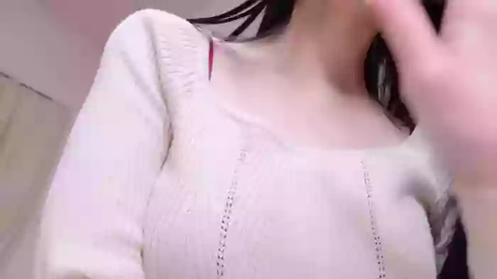 SHIORIoO Stripchat Cam Show on May, 1 2024, at 12:30:35 UTC