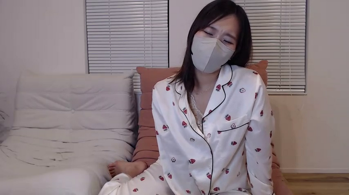 _Ema__