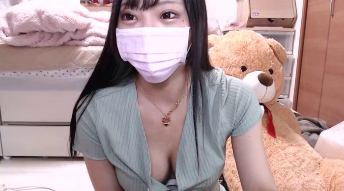 _chanMOMO_