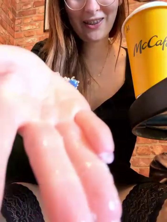 The_Snowwhitee