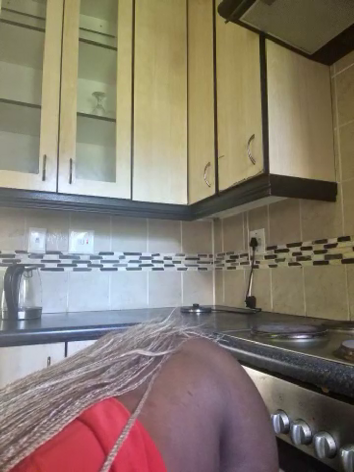 Bustygoddess32
