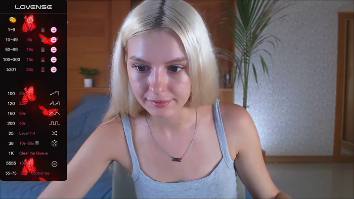 Nensi_blond