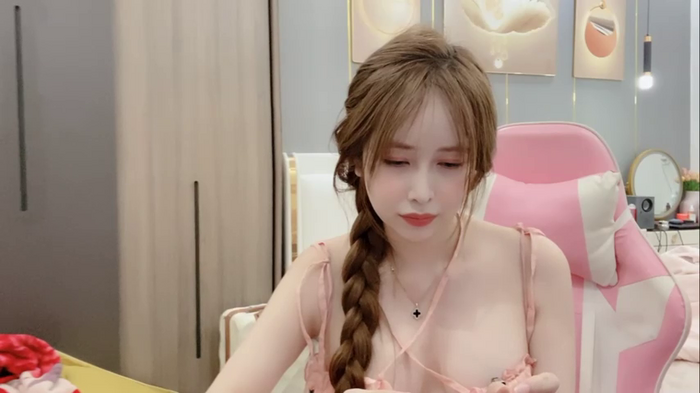 ANNA102