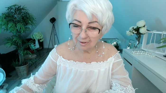 LovelyHelena