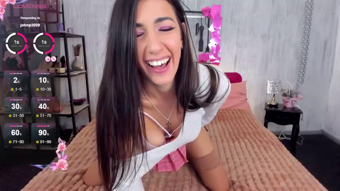 MiaSilkX