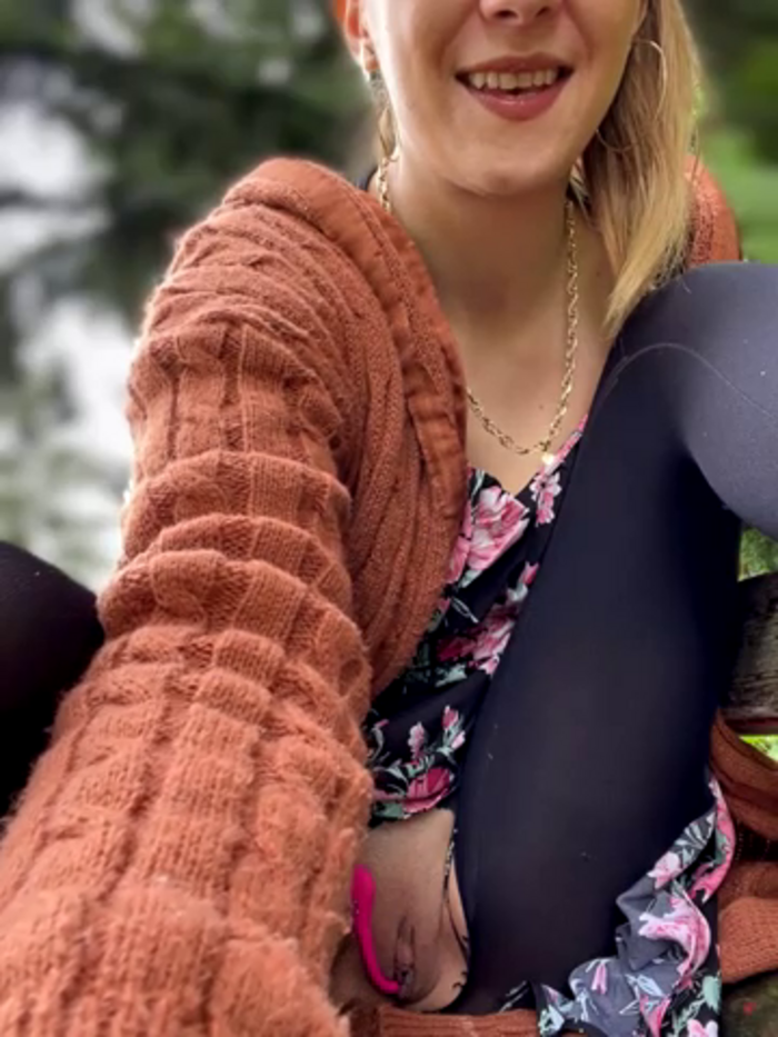 Risky_girl23