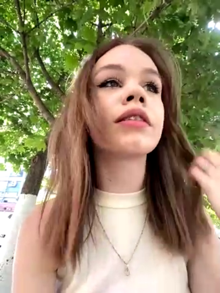 Street_young