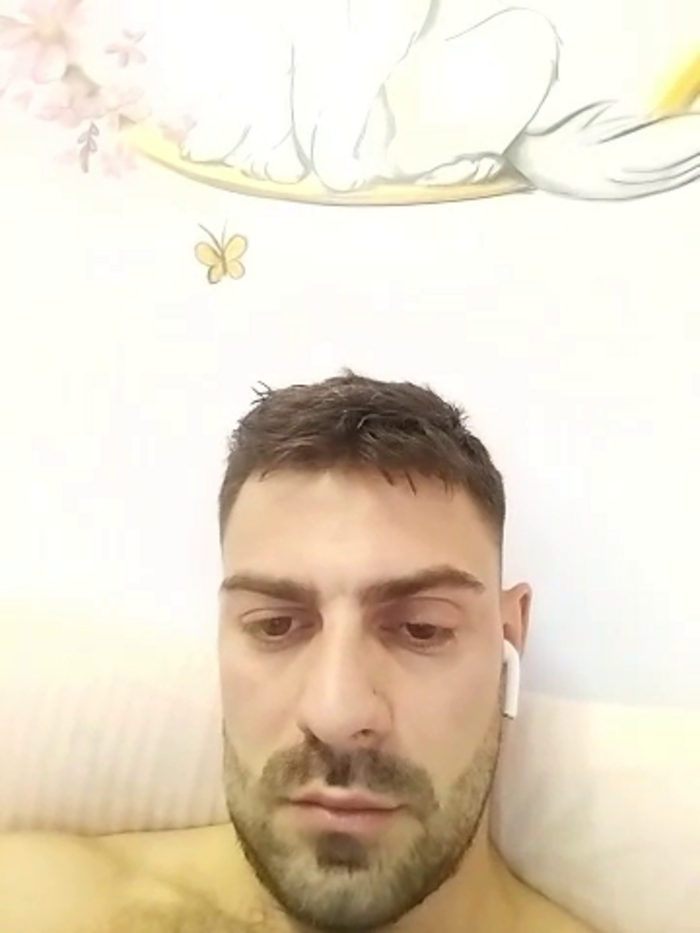 -Manu-85