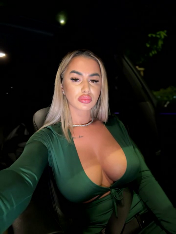 KirstieVegas