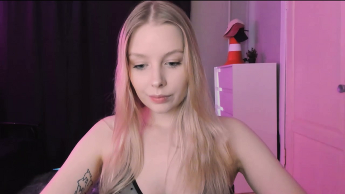MiaDavis21