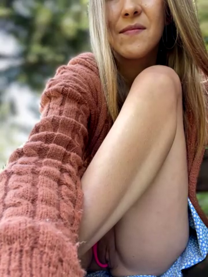 Risky_girl23