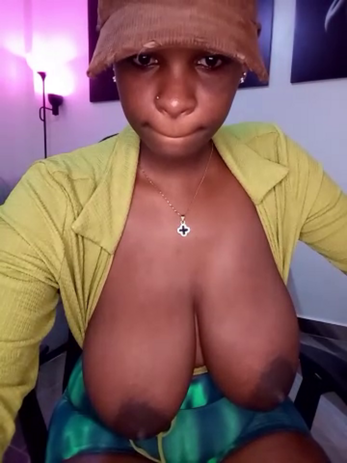 Sexy_panda69