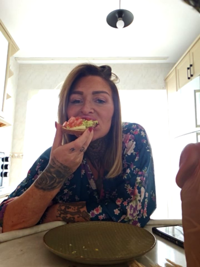 Tattooed_curvy_mommaxoxo