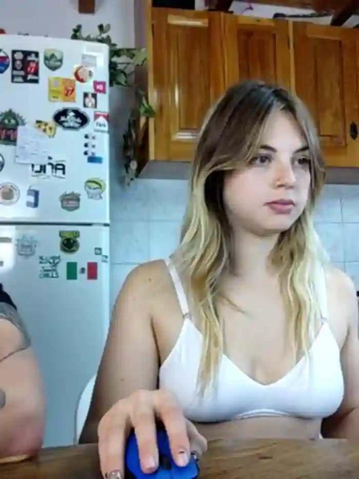 2024/05/05/stripchat-elnonoykeila77-17-31-17
