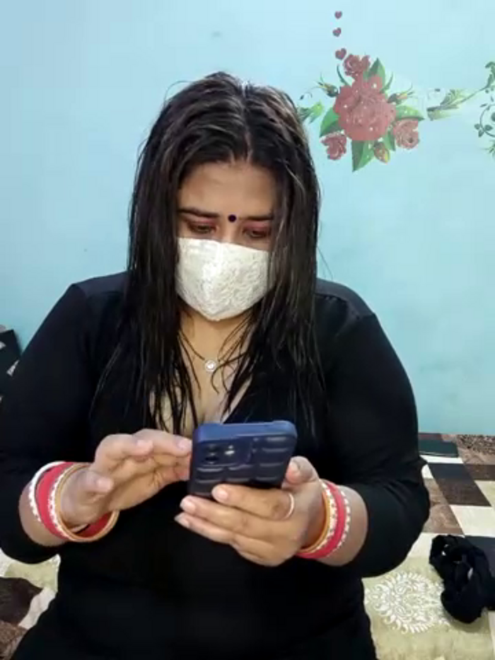 Indian_hotmilfs