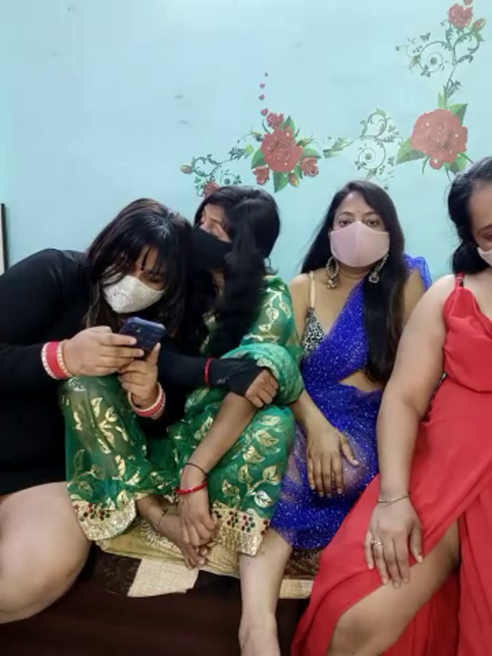 Indian_hotmilfs