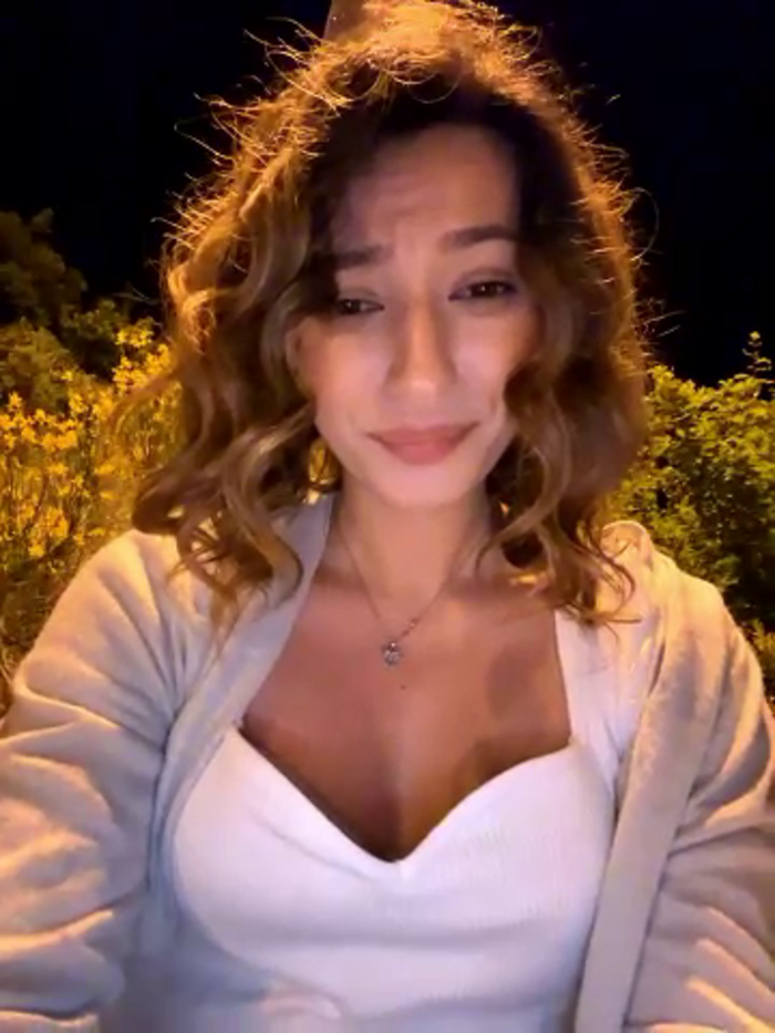 _MiaQueen_