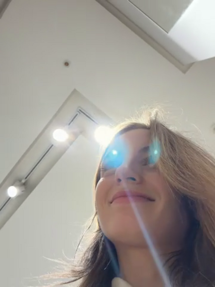 -AngelAri-
