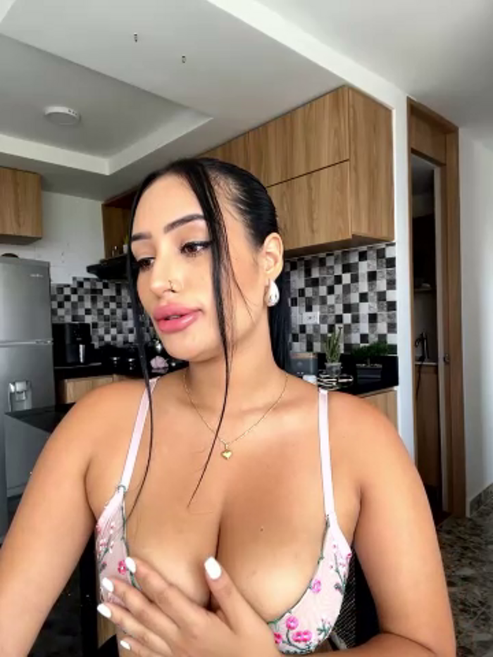 HELLEN_SANTOS