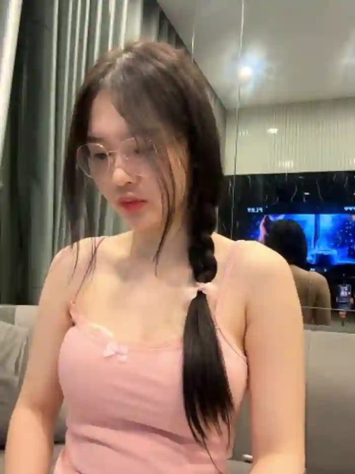 2024/05/05/stripchat-yangying_99-15-21-41