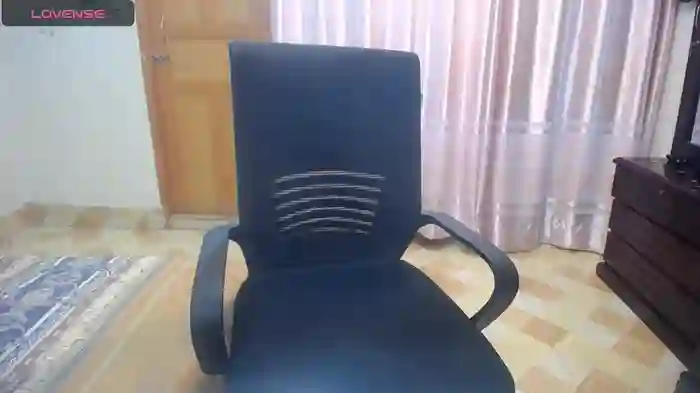 2024/05/05/stripchat-_namirah_-20-48-54