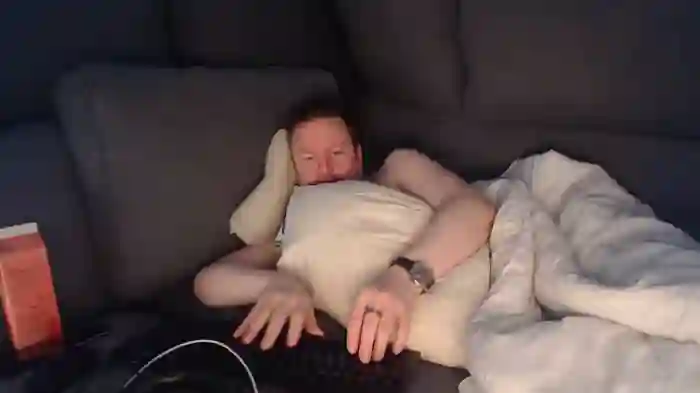 2024/05/05/stripchat-warmsmith-04-31-43