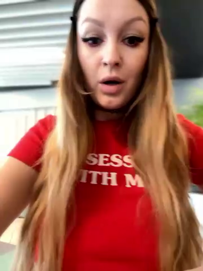 Teya_moon_