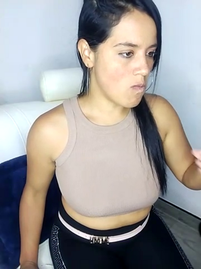 zhayra_rose