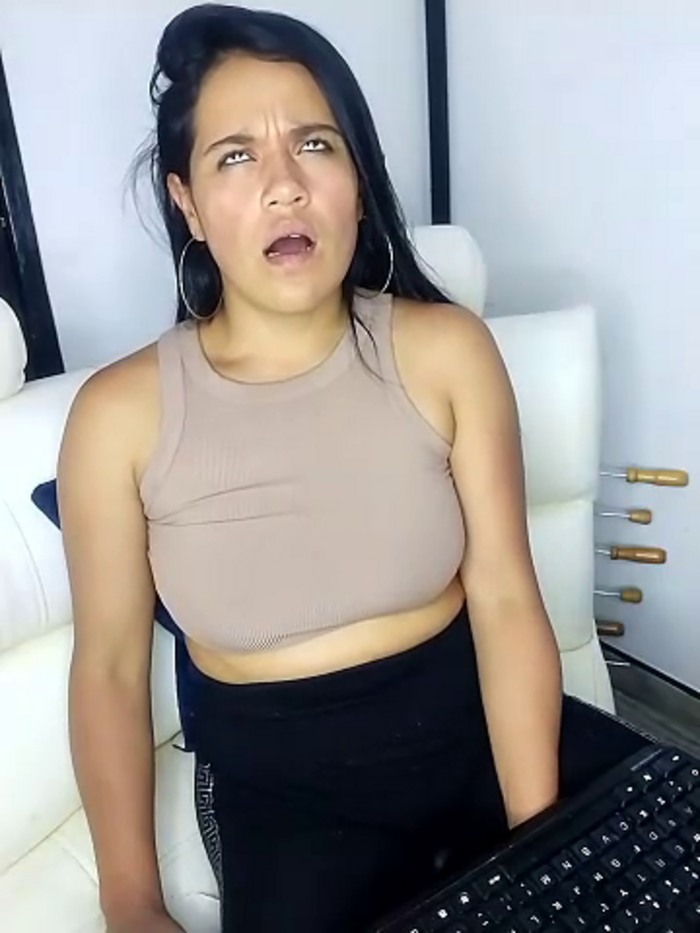 zhayra_rose