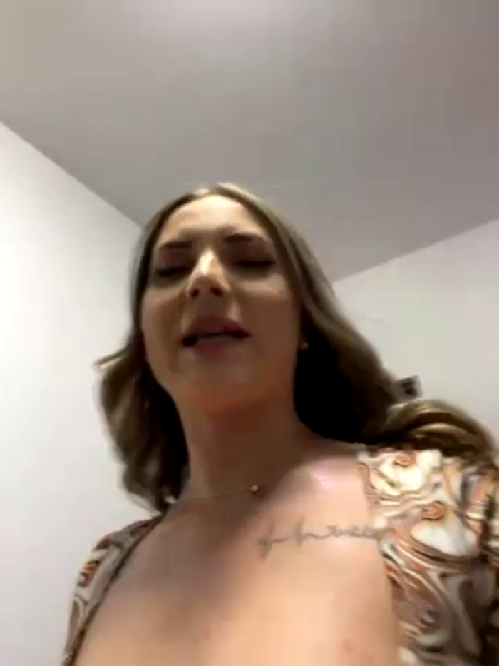 AvaGianna
