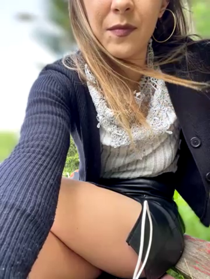 Risky_girl23