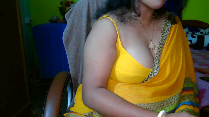 Anushka_21