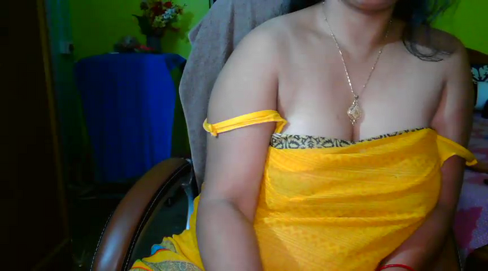 Anushka_21
