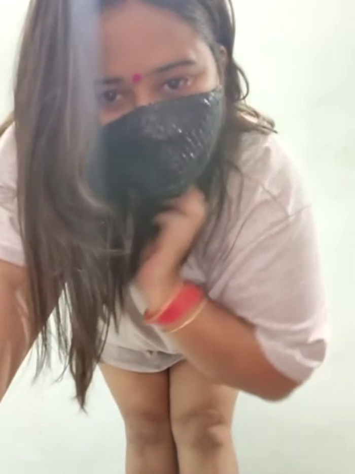 Indian_hotmilfs